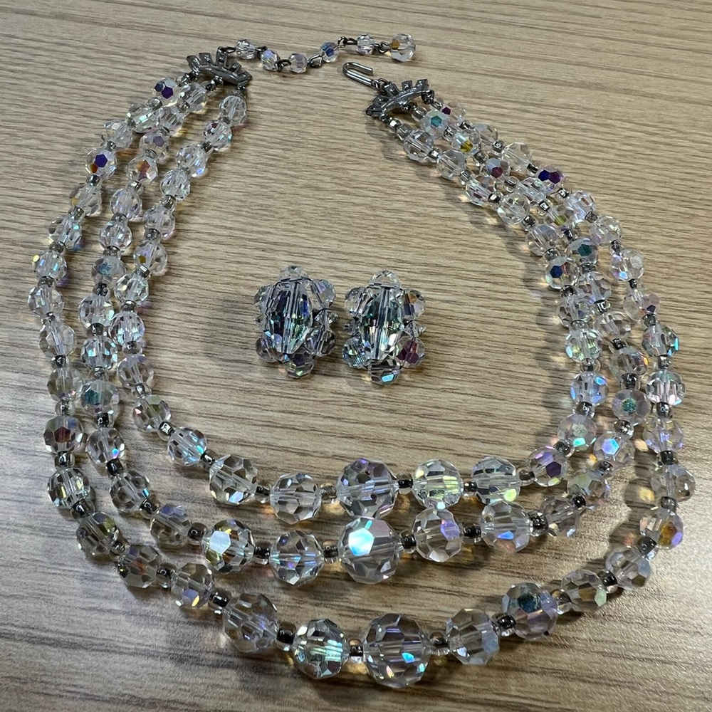 Women’s Costume Jewelry Necklace Triple Strand with matching clip on earrings